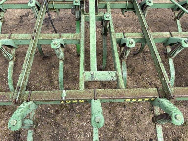 John Deere 1100 Mounted Field Cultivator, 21’, Folding Wings, (2) Gauge Wheels, * Will have good cyl