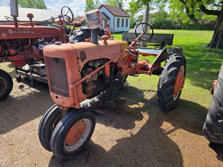 Allis Chalmers C Tractor, Should Run Per Seller