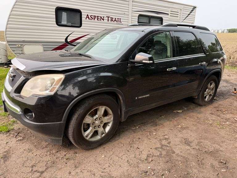 2008 GMC Acadia, 190K Miles, Runs but needs power steering pump and battery, Selling AS IS, VIN:1GKE