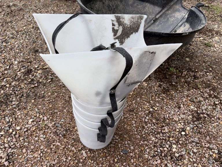 Poly Auger Hopper, 10” Auger Chute