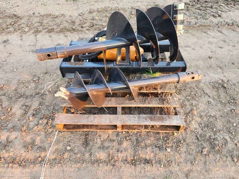 Wolverine Post Auger, 12” and 18” bits, with Hoses and Ends, Skidsteer Quick Attach. This Item is Lo