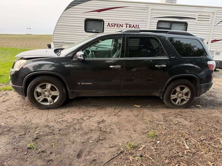 2008 GMC Acadia, 190K Miles, Runs but needs power steering pump and battery, Selling AS IS, VIN:1GKE