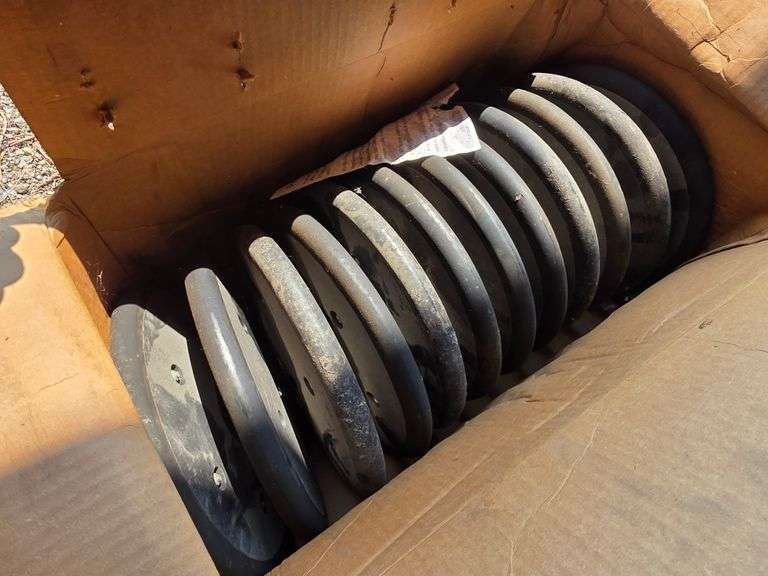 (36) Closing Wheels for John Deere Planter (Used), Buying All for One Money