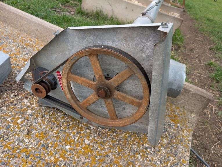 8” x 45’ Auger, 3hp Single Phase Motor. This Item is Located in South Dakota, Therefore South Dakota