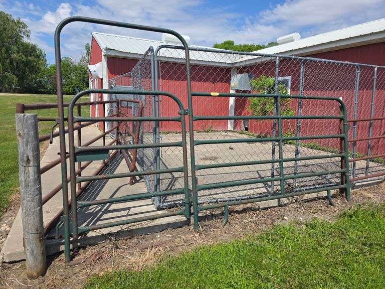 Northwest MFG Inc Walk Through Corral Panel