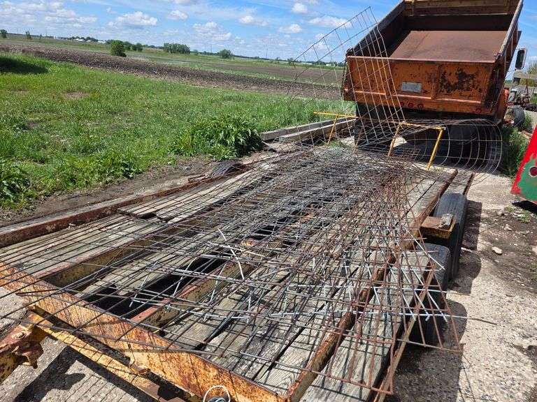 Approx 5 Misc Cattle Panels on Trailer, *Trailer is Not Included