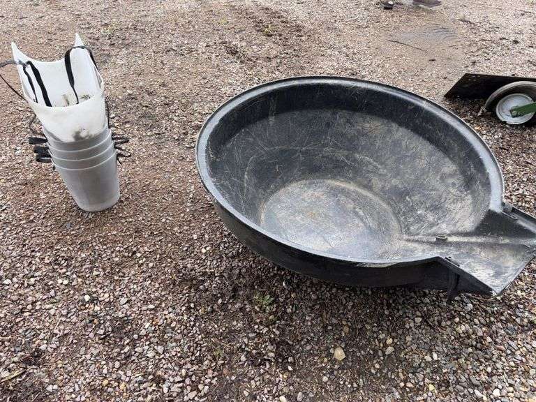 Poly Auger Hopper, 10” Auger Chute
