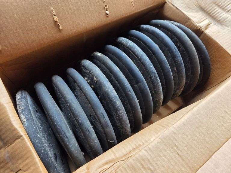 (36) Closing Wheels for John Deere Planter (Used), Buying All for One Money