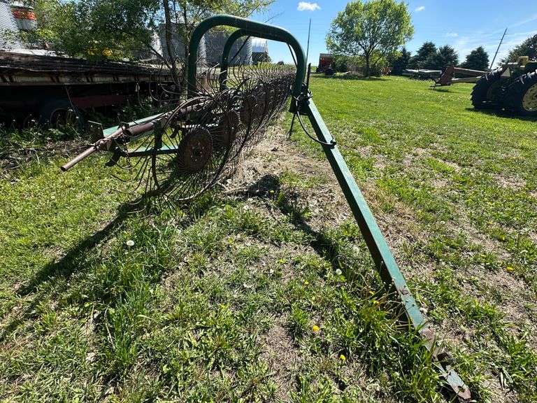 12 Wheel in Line Rake, New Tires, Adjustable Width