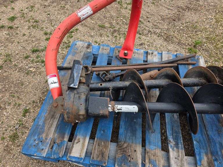 3pt Post Hole Auger, 540 PTO, 10” and 12” Bits