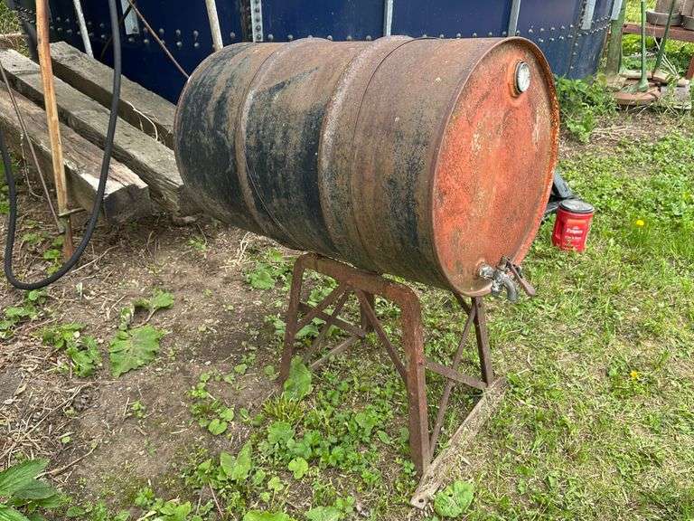 30 Gallon Fuel Barrel on Stand