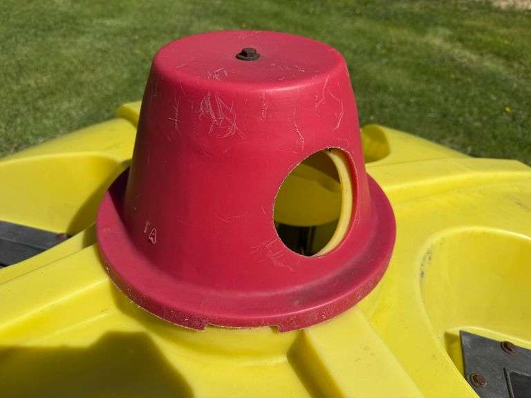QLF 4 Wheel Cattle Lick Tank, Approx. 6’ Diameter