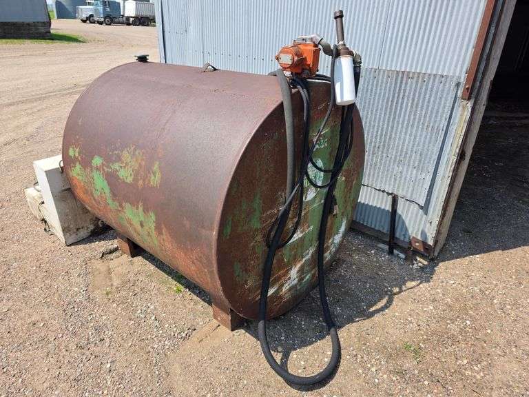 500 Gallon Fuel Tank with Electric Pump and Automatic Shut off Nozzle