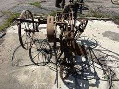 John Deere 1 Bottom Sulky Plow, with Coulter