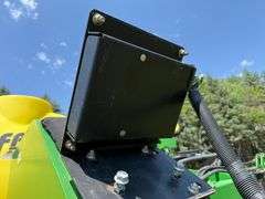 2012 Fast 8218 Fertilizer Bar, 24 Row 30”, 1,800 Gallon Poly Tank with Bottom Fill, Rear Lights, Non