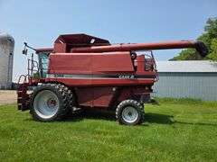 2002 Case IH 2388 Combine, 3,168 Sep and 4,500 Engine Hours, 14.9x24 Rears, 380/90R46 Fronts with Du