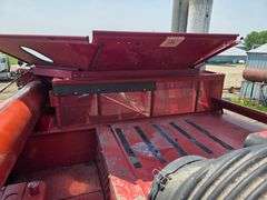 2002 Case IH 2388 Combine, 3,168 Sep and 4,500 Engine Hours, 14.9x24 Rears, 380/90R46 Fronts with Du