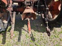 Case VAC Tractor, SN: VAC5260453, Should Run Per Seller