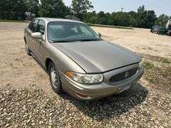 2003 Buick LeSabre Limited, 3.8L Engine, Automatic Transmission, Approx 180,000 Miles, Radio, Runs a