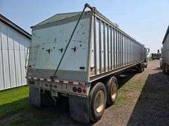 1979 Hobbs 42’ Hopper Bottom, 62” Sides, Ag Hoppers, Roll Tarp, 11R22.5 Tires, VIN: BLV973502