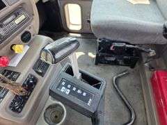2000 Mack Vision 600 Day Cab Semi, 708,319 Miles, Eaton Fuller Automatic Transmission, Jake Brake, P