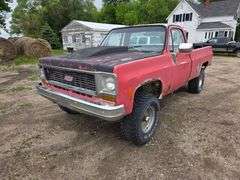 1974 Chevrolet Single Cab, Muncie 4 Speed Transmission, 305 Chevrolet Engine, 33x12.50R15 Tires, VIN