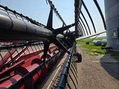 IH Model 1020 Bean Head, 25’ Wide, Bolt on Sections, Comes with 4 Wheel Header Trailer, 9.5L-14 Tire