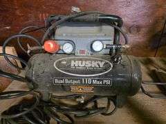 Huskee 2 Gallon Air Compressor, Dual Output, Untested