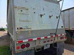 1979 Hobbs 42’ Hopper Bottom, 62” Sides, Ag Hoppers, Roll Tarp, 11R22.5 Tires, VIN: BLV973502