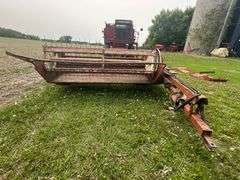 International Model 990 Haybine, 9’ Cut, 540 PTO, 1 Steel Crimper, 1 Rubber Crimper