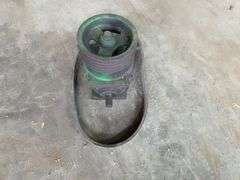 Gearbox off John Deere 945 Disc Bine