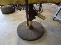Portable Air Tank Used for Cleaning Air Filters