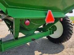 Killbros Model 1160 Grain Cart with Left Front Discharge, 14” Auger, Large 1000 PTO, Non Adjustable