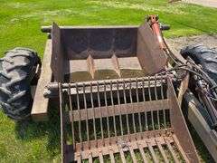 Hydraulic Rock Picker, 12.5-15 Tires
