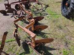 Allis Chalmers 3/16 Plow