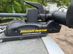 2009 Alumacraft Navigator 165CS 16’ Boat, 90HP Mercury Outboard, 2 Stroke, Minn Kota Trolling Motor,