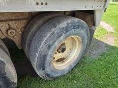 1979 Hobbs 42’ Hopper Bottom, 62” Sides, Ag Hoppers, Roll Tarp, 11R22.5 Tires, VIN: BLV973502
