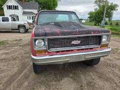 1974 Chevrolet Single Cab, Muncie 4 Speed Transmission, 305 Chevrolet Engine, 33x12.50R15 Tires, VIN