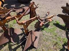 Allis Chalmers 3/16 Plow
