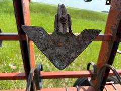 Melroe 420 Multiweeder, 30’, 4 Bar Harrow