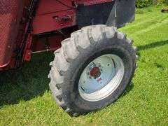 2002 Case IH 2388 Combine, 3,168 Sep and 4,500 Engine Hours, 14.9x24 Rears, 380/90R46 Fronts with Du