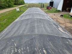 1979 Wilson 42’ Grain Trailer, Aluminum Sides, 11R24.5 Tires, Spring Ride, Roll Tarp, Model: AGH-500