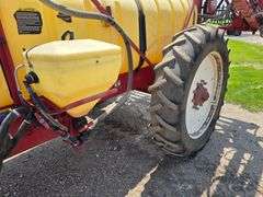 Hardi Navigator 1000 Sprayer, 100’ Boom, 1000 Gallon Poly Tank, 13.6x38 Tires with Duals, Hydraulic