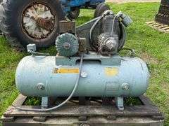 240V Air Compressor, In Unknown Condition, Seller Bought it used and never installed it