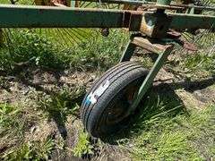 12 Wheel in Line Rake, New Tires, Adjustable Width