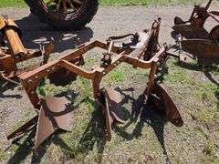 Allis Chalmers 3/16 Plow