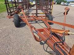 Melroe Model 452 – 12 Section 6' Coil Tine Drag, Hydraulic Down, SN: 661275 *One wing tire blew from
