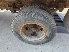 1970 Chevrolet C50 Single Axle Grain Truck, V8 Engine, 4+2 Transmission, 8.25 x 20 Front and Rear Ti