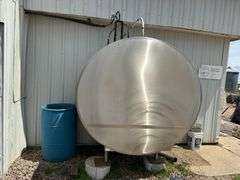 1500 Gallon Dari-Kool Bulk Tank with Washer and Compressor, Working Unit When Cows Where Sold 1 Year