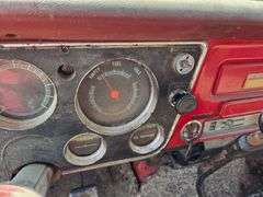 1970 Chevrolet C50 Single Axle Grain Truck, V8 Engine, 4+2 Transmission, 8.25 x 20 Front and Rear Ti